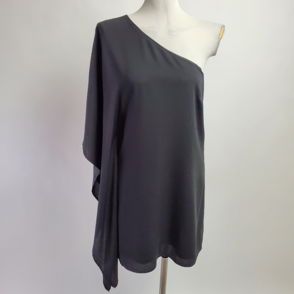 Cupcakes and cashmere small black dress nwt